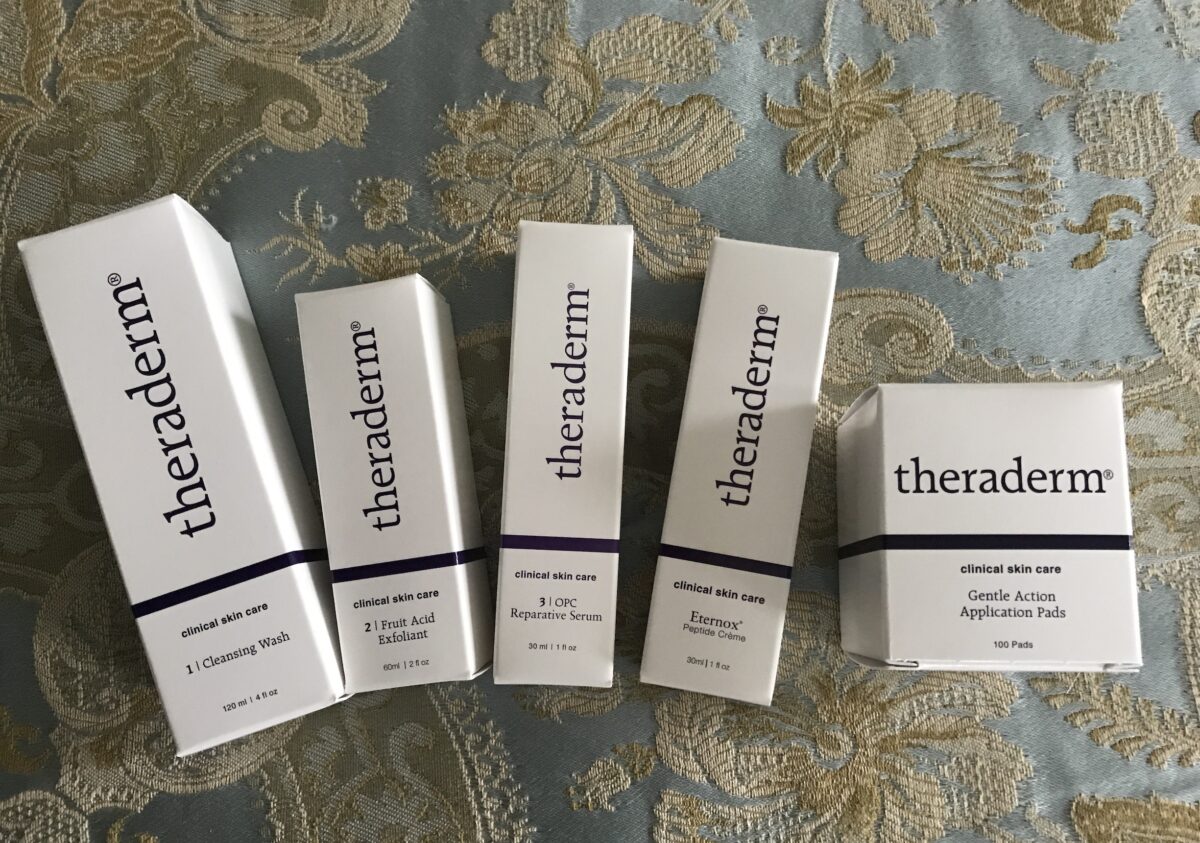 boxes-products-Theraderm-Anti-Aging-Set-1200x843.jpg